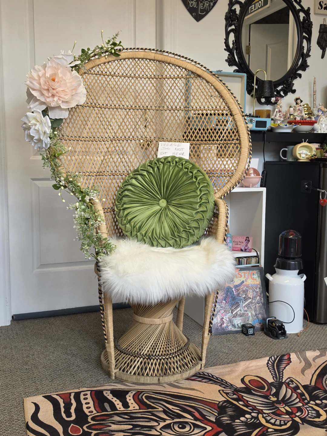 Vtg Wicker Peacock Chair with Floral Decor