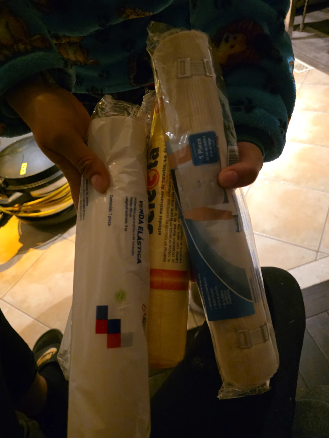 3 Elasti-Band Elastic Bandages