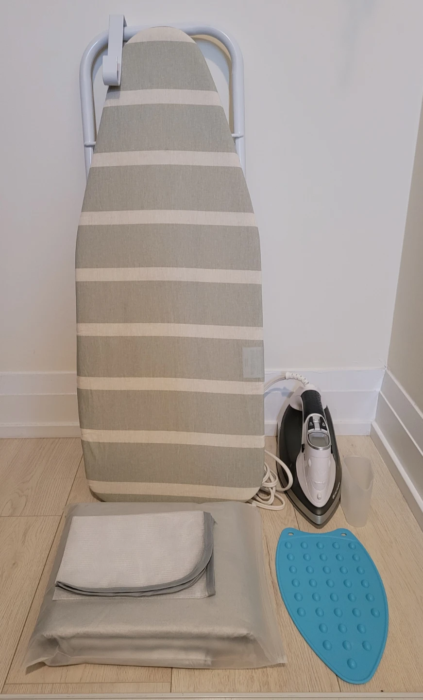 BEAUTURAL Steam Iron - photo 3