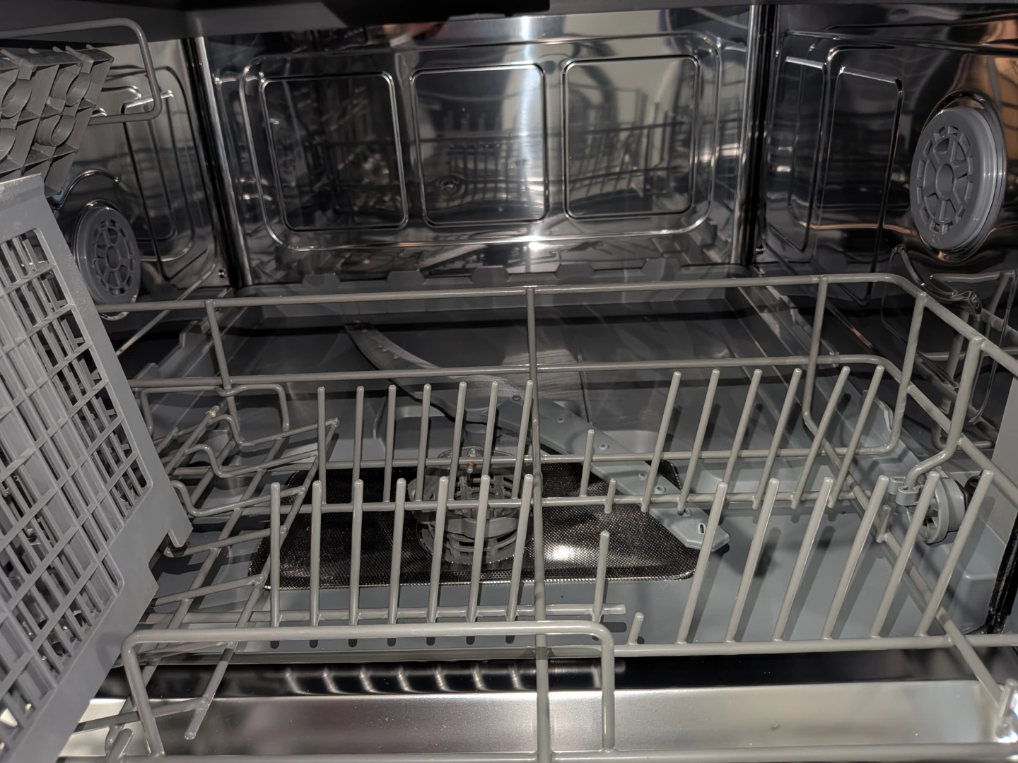 Costway Compact Countertop Dishwasher FP10016 - photo 4