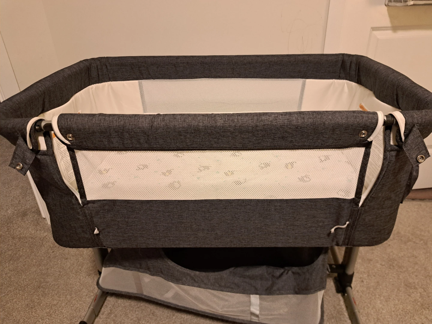 Portable Bassinet/Co-Sleeper - photo 5