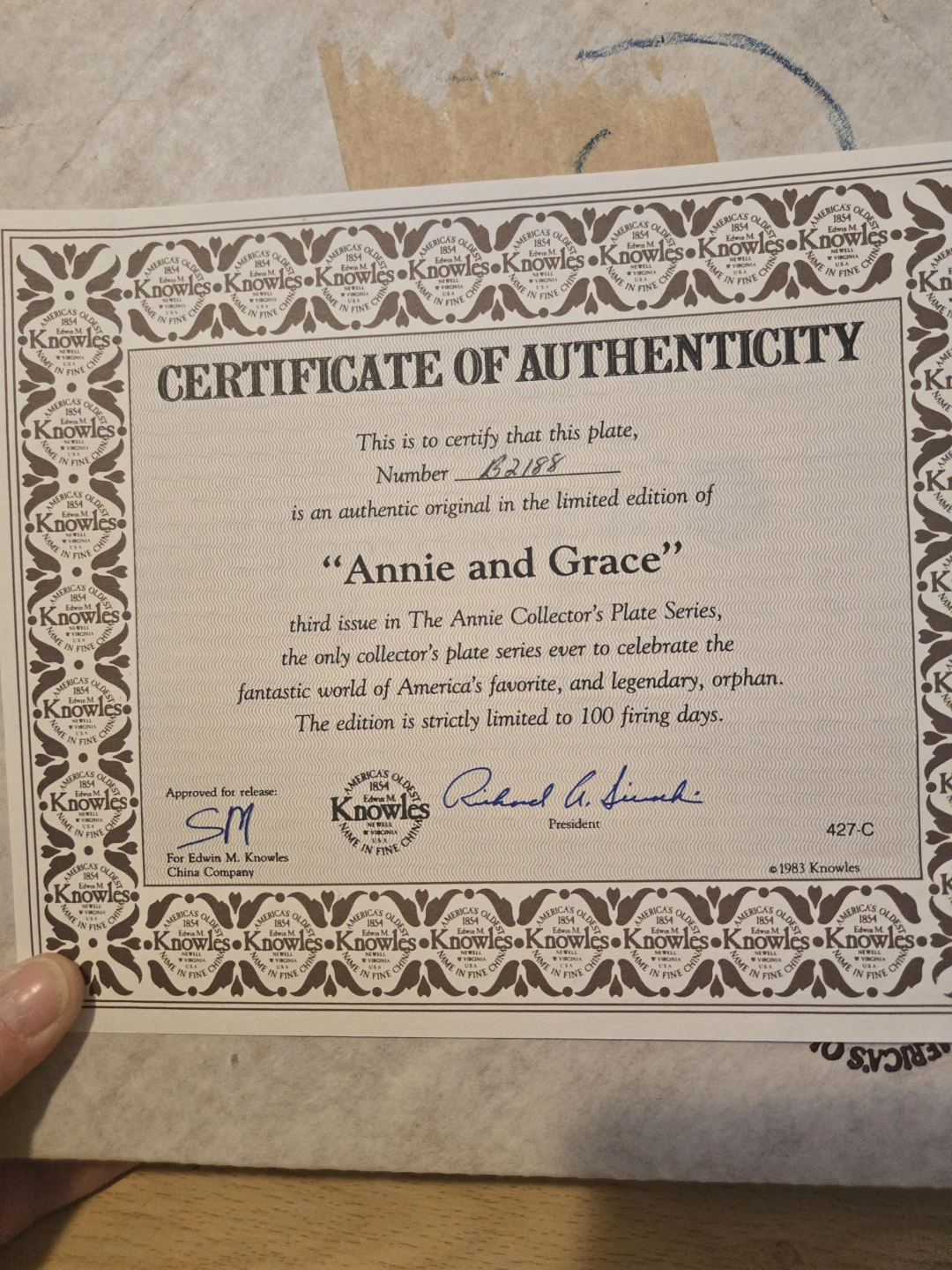 The Annie Collector's Plate Series "Annie and Grace" by Knowles - photo 3