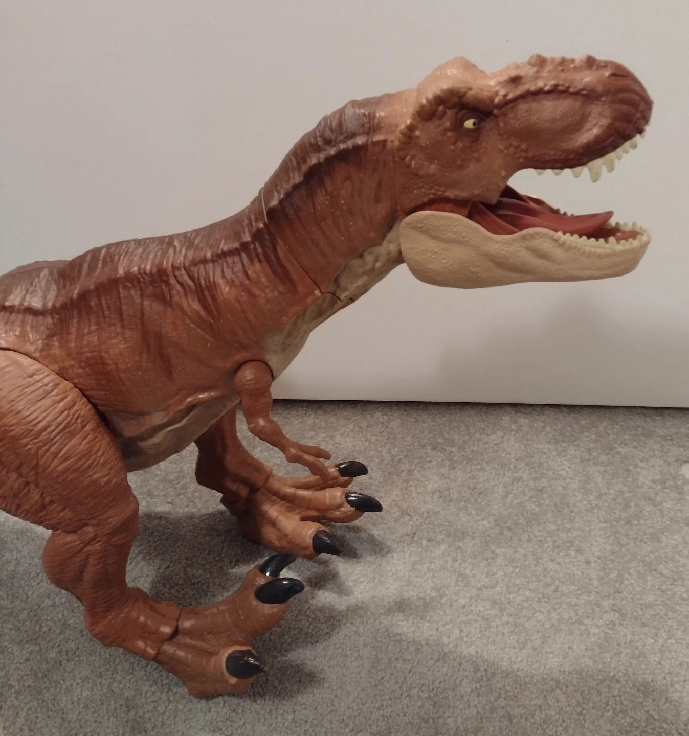 Jurassic Park World Tyrannosaurus Rex Super Colossal T-Rex 42" - photo 2