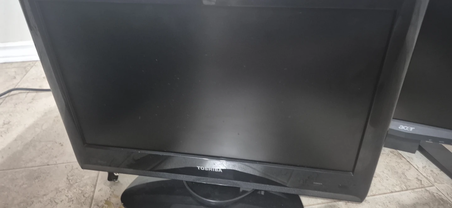 Toshiba TV and Acer Monitor and computer Bundle - photo 2