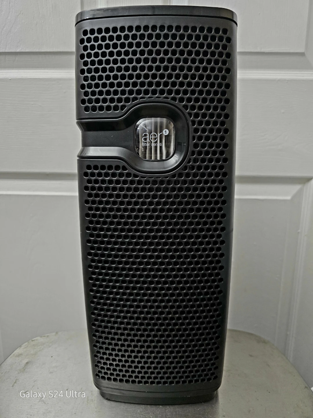 Holmes HAP9413 AER1 Series 17" Tower Air Purifier w/ New Filter