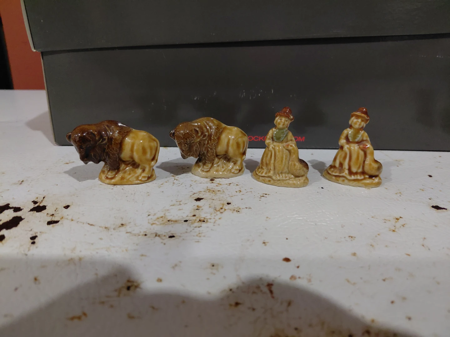Collection of ceramic animal and figurine figurines - photo 2
