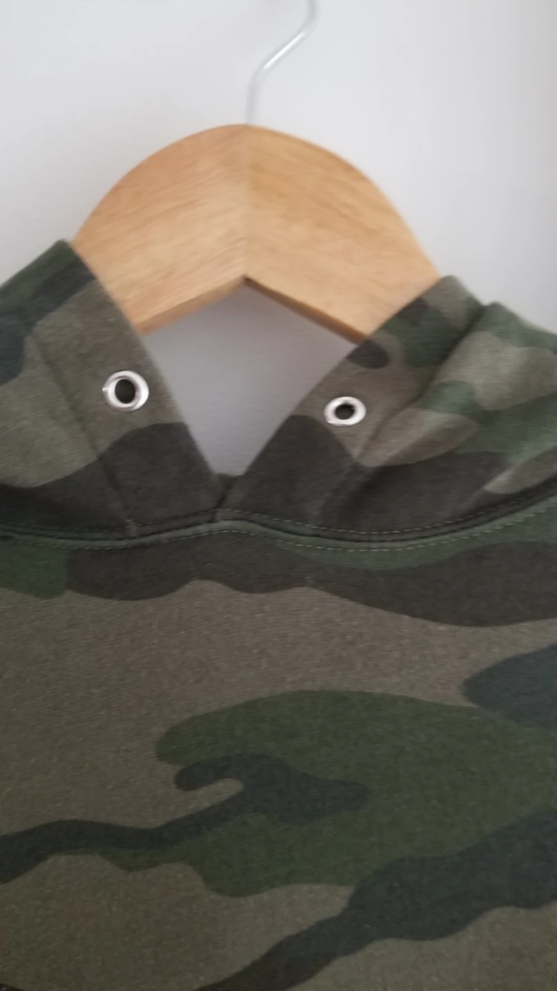Camouflage Hoodie Size Small ❗ GOT SHRUNK AFTER WASH - photo 3