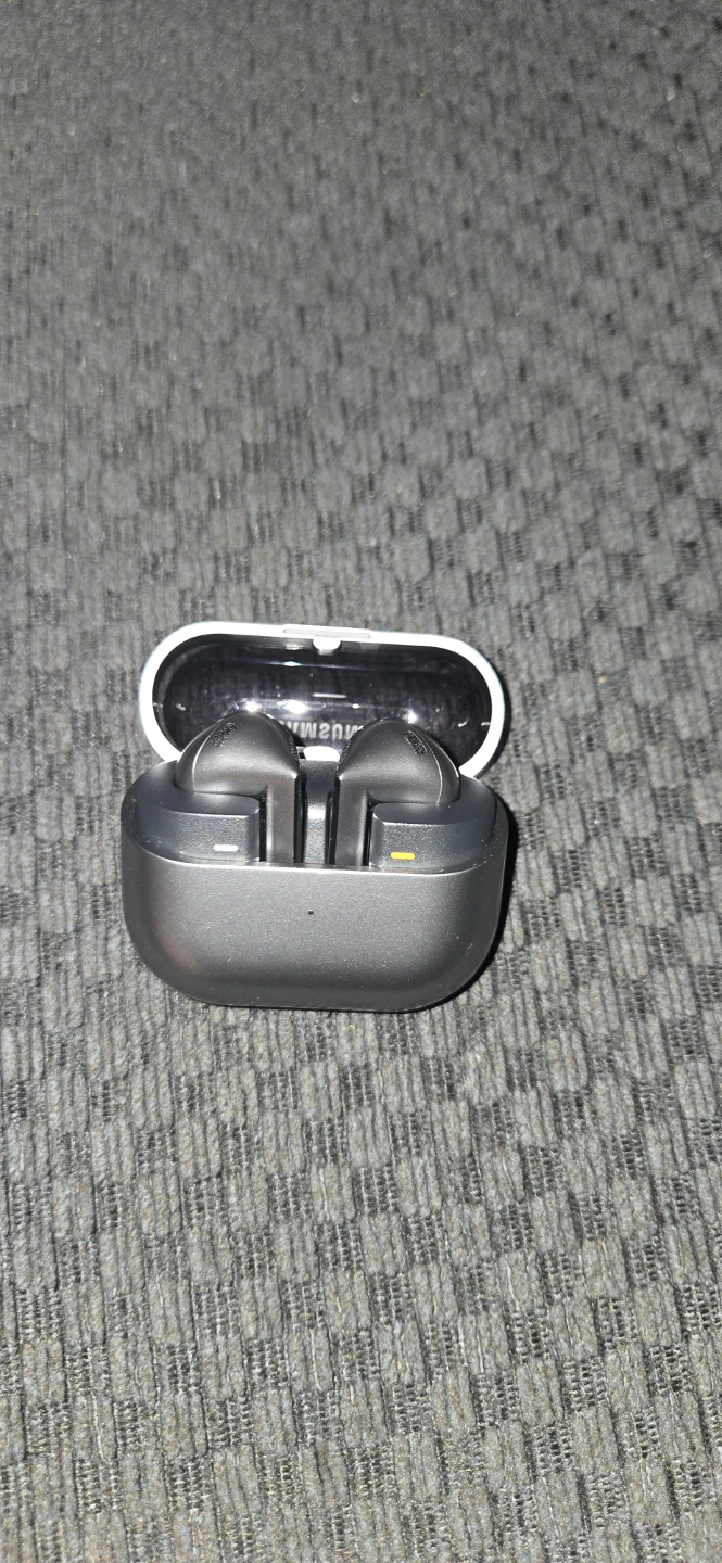 Samsung Galaxy Buds Pro - photo 2