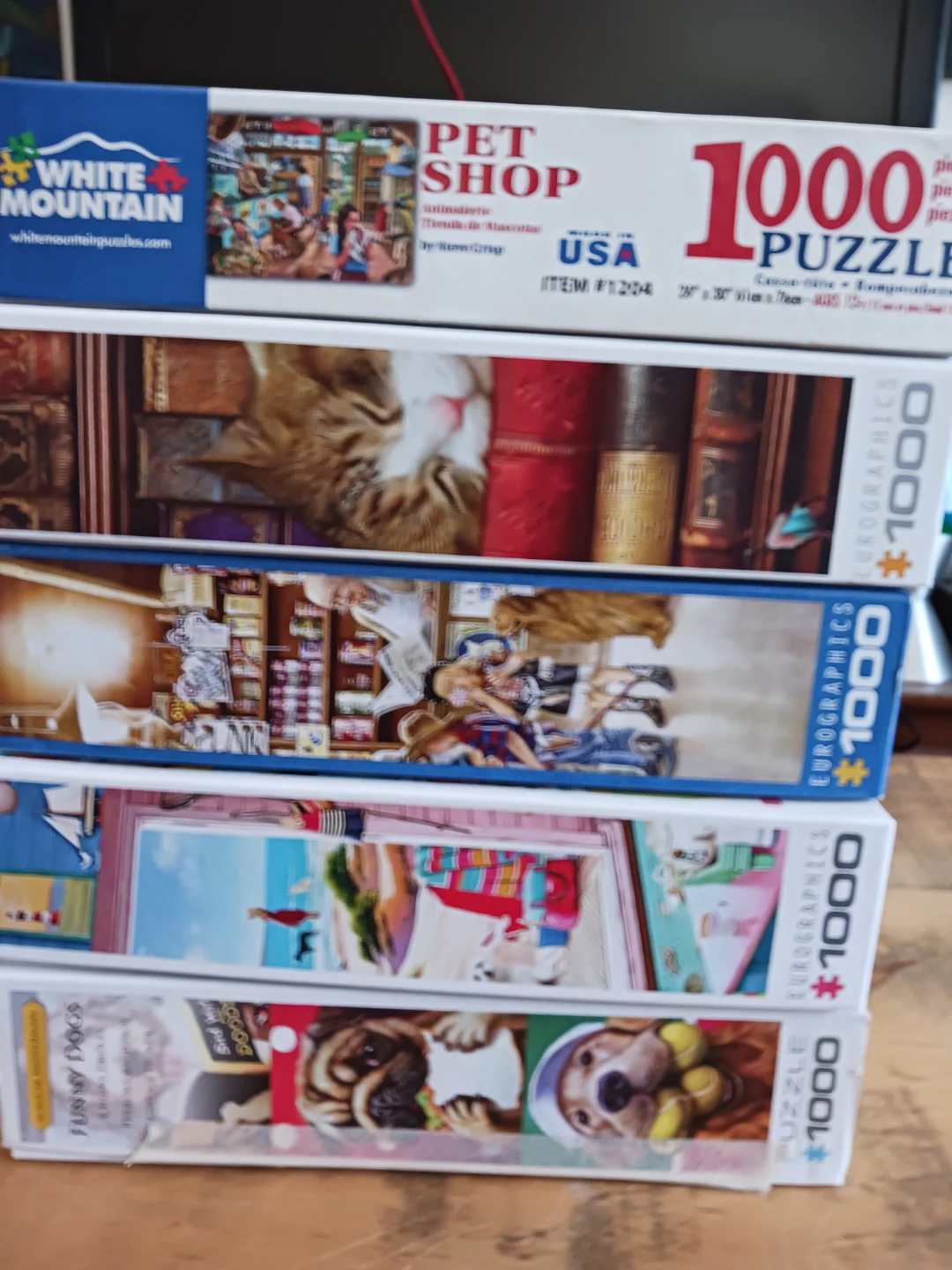 White Mountain Pet Shop 1000 Piece Puzzle - photo 2