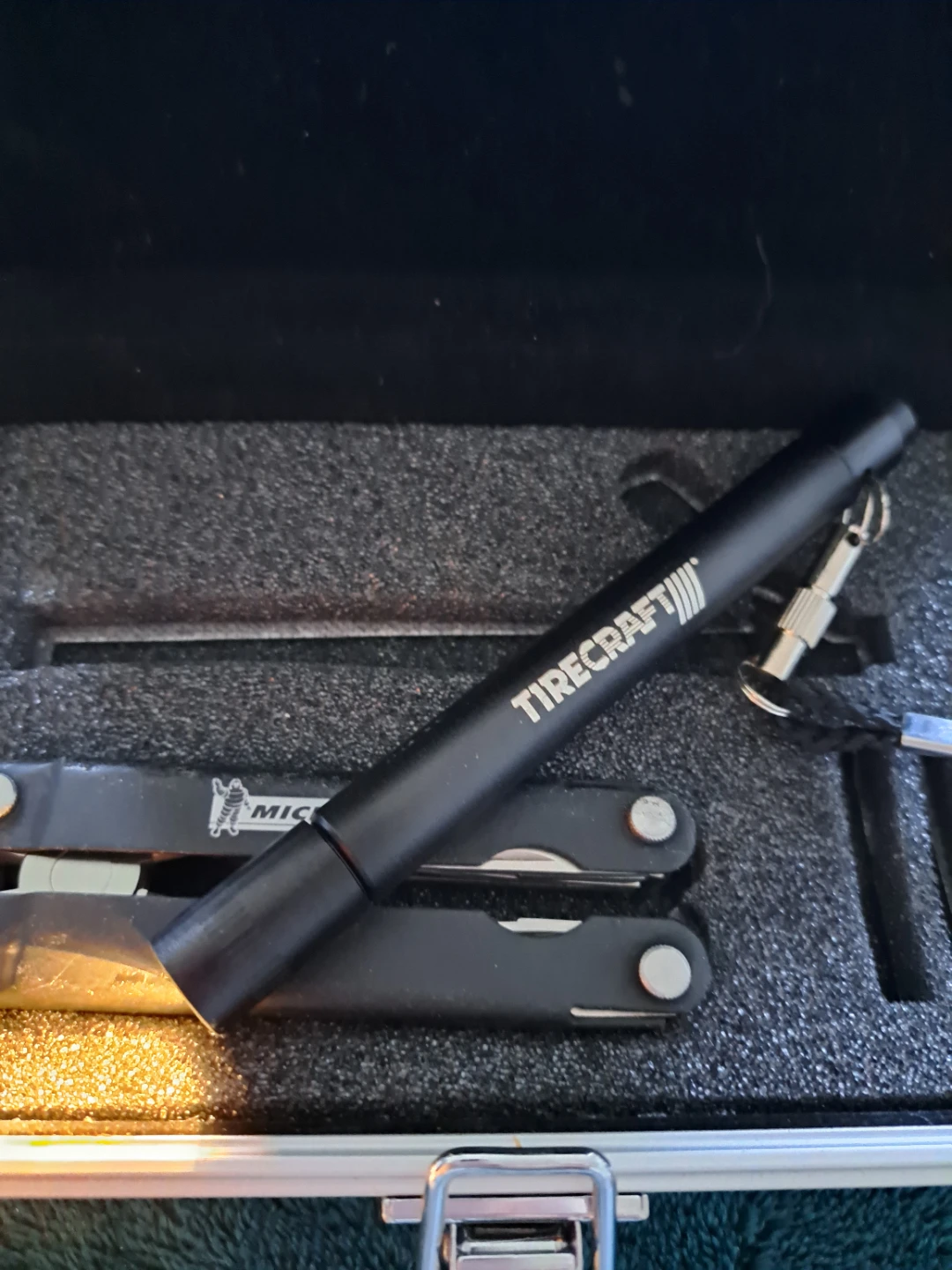 Michelin Tire Tool Multi-tool Kit - photo 3