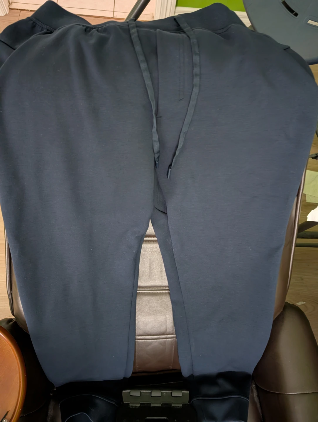 Lululemon Navy Blue Joggers - Size L - photo 4