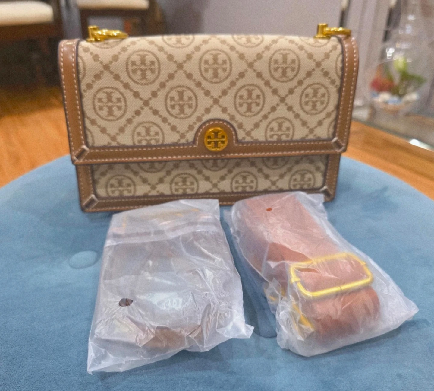 Tory Burch Eleanor Small Convertible Bag