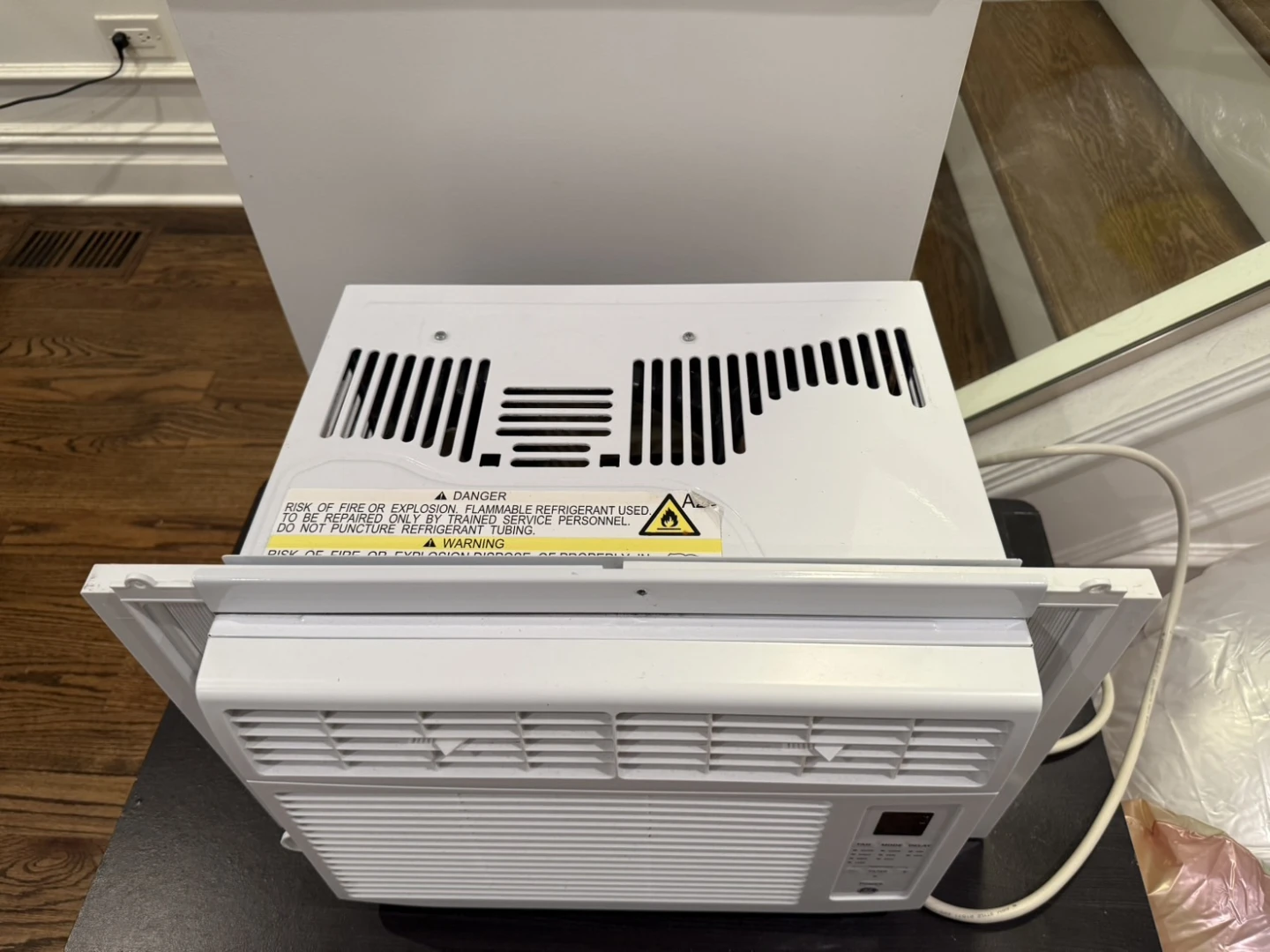 GE Appliances Window Air Conditioner - photo 3