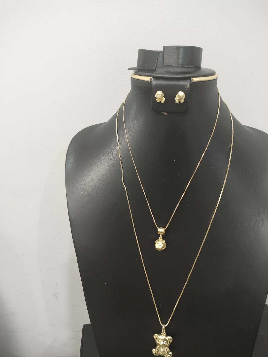 Gold-tone Necklace and Earrings Set - photo 2