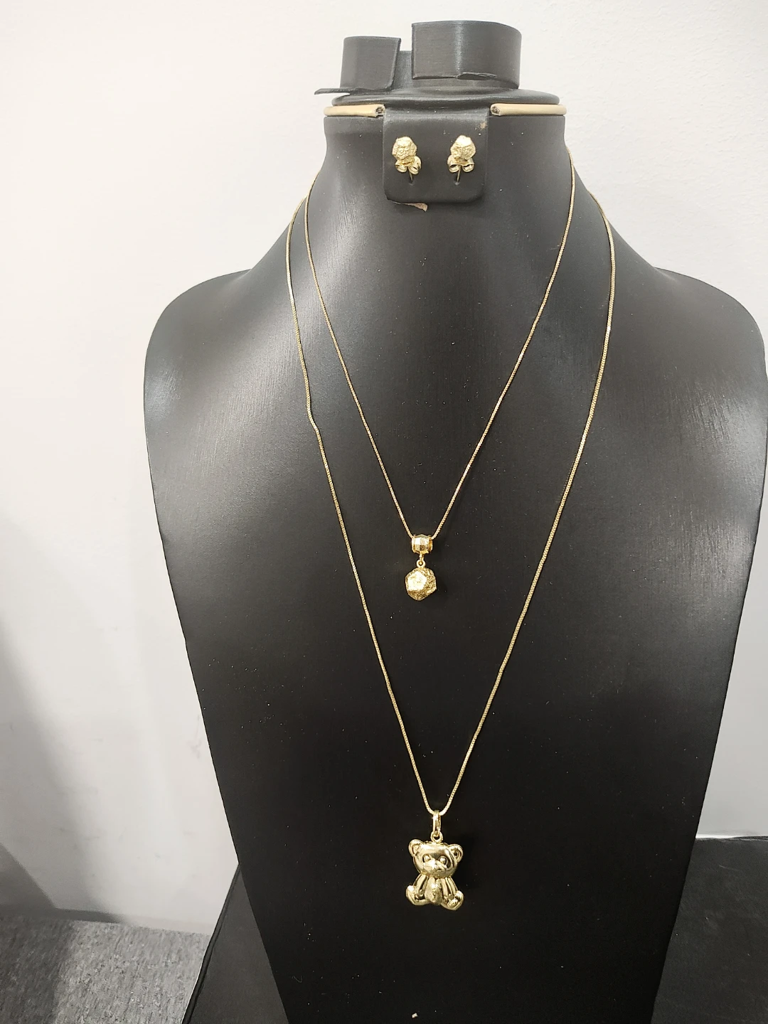 Gold-tone Necklace and Earrings Set - photo 4