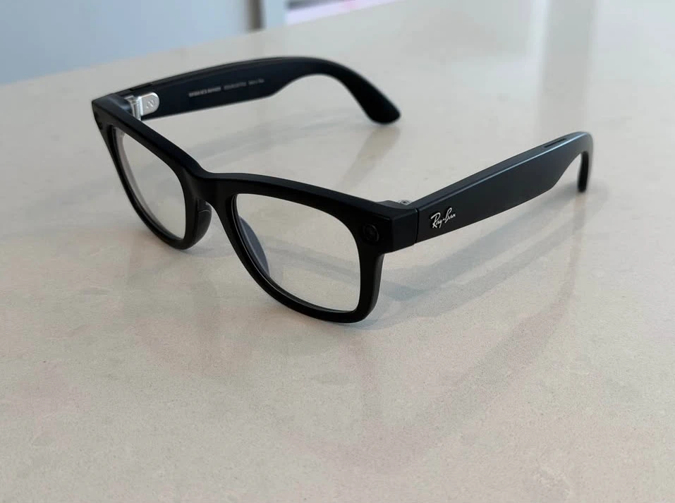 Rayban Meta Transition Glasses - photo 3