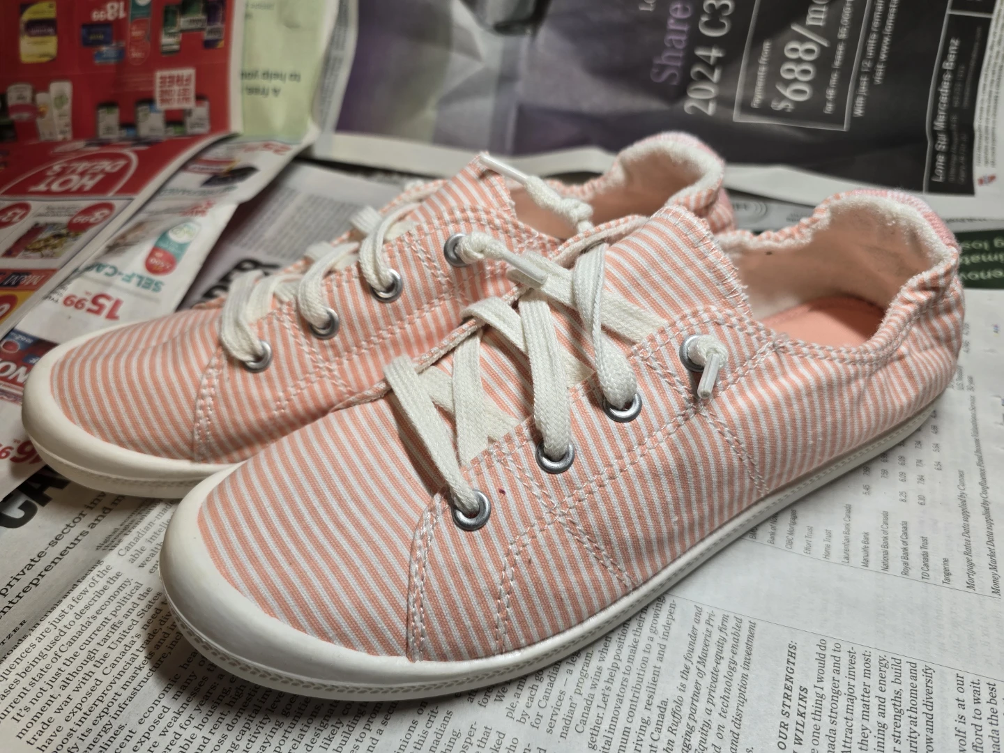 Madden Girl Pink Striped Canvas Sneakers Size 8