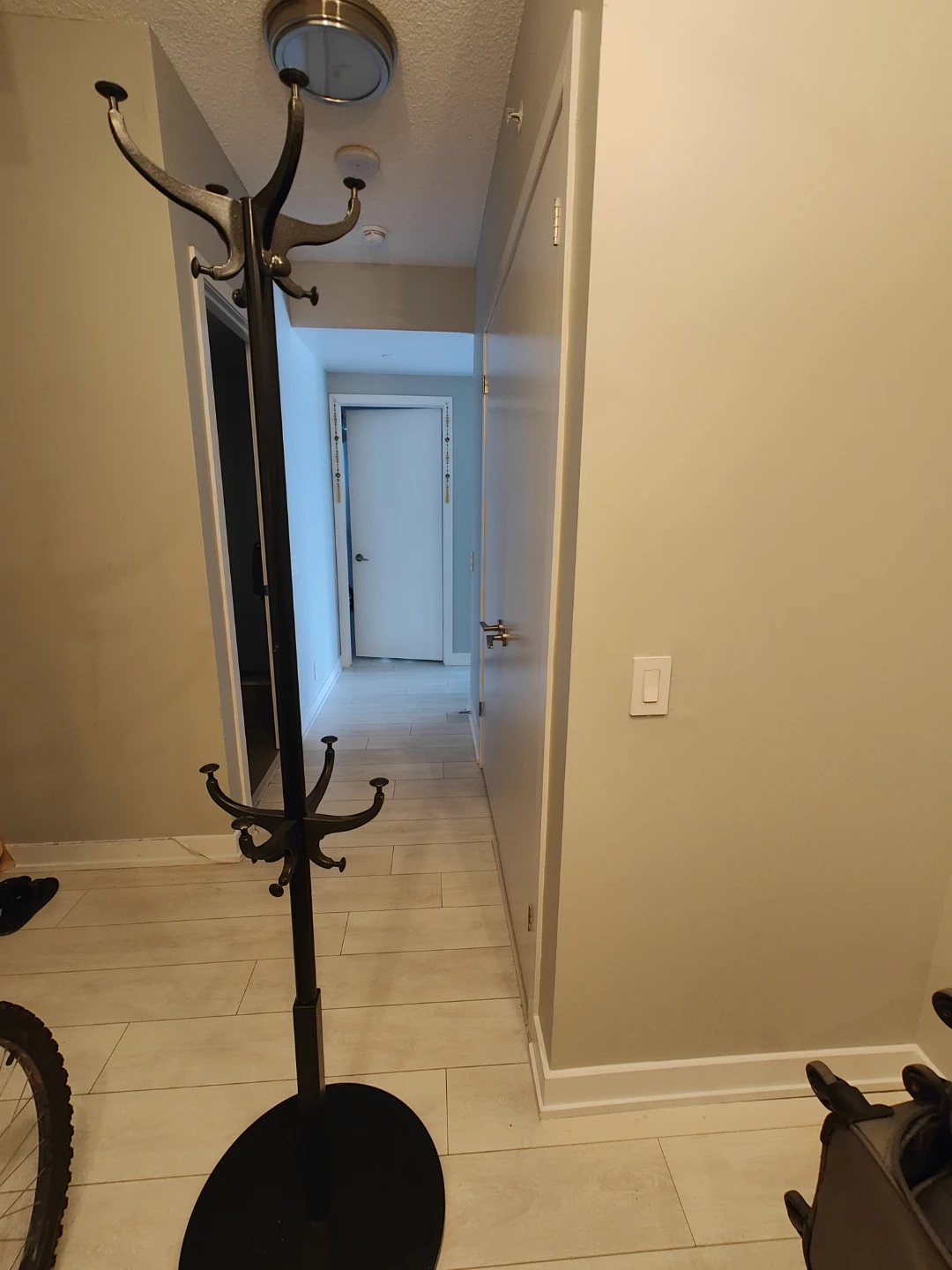 Black Metal Coat Rack Stand - photo 5