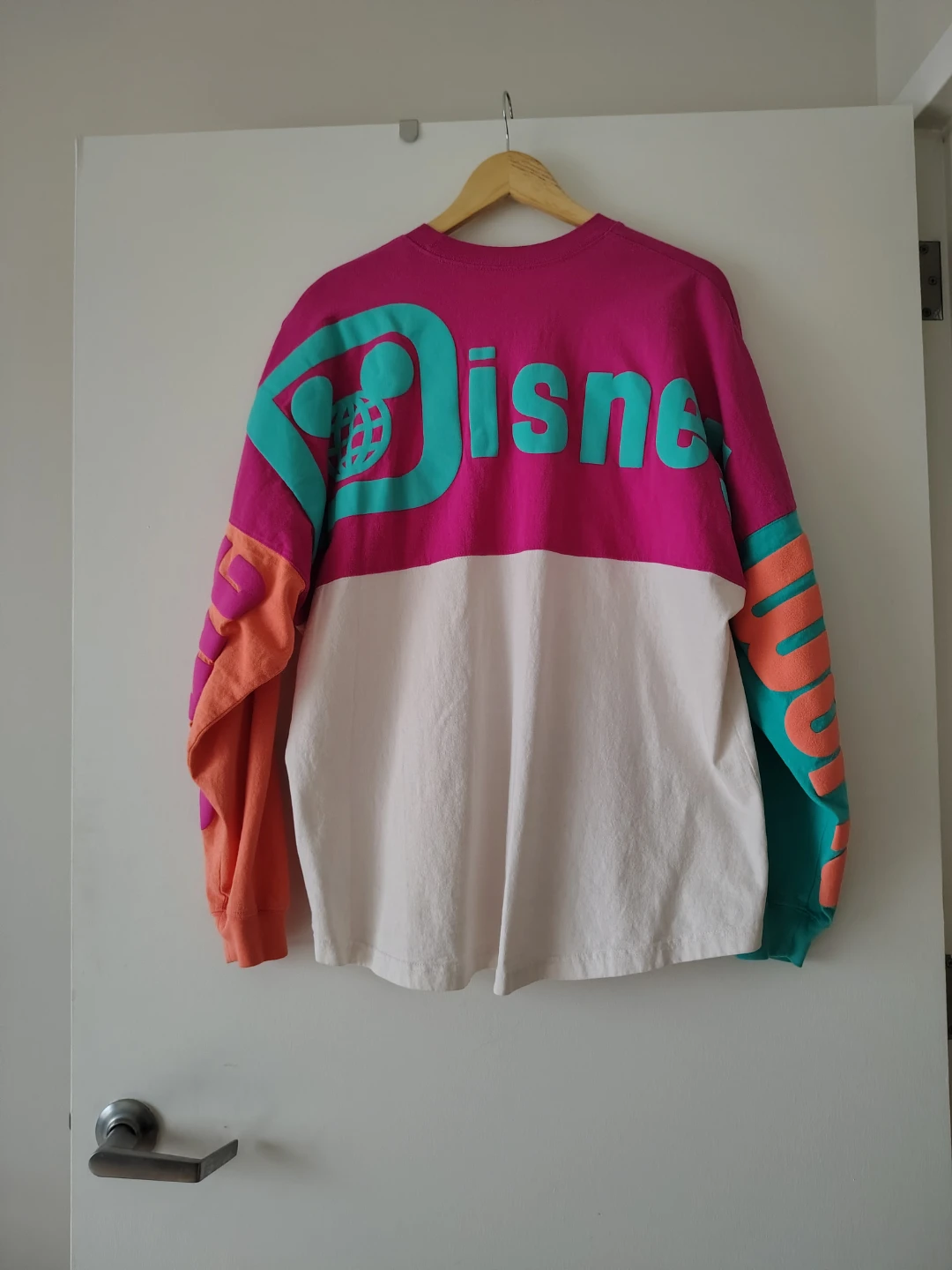 Disney Sweater - photo 2