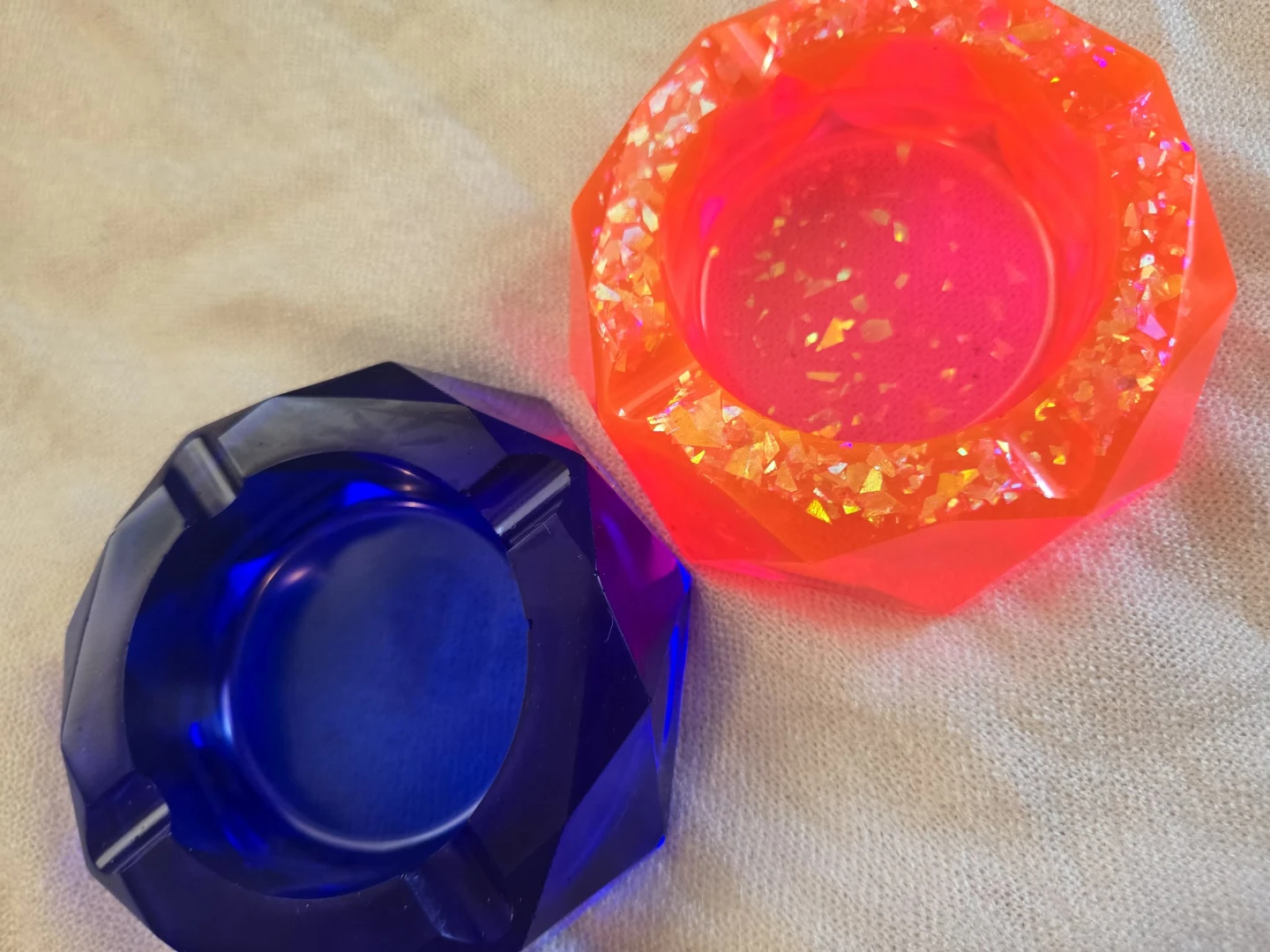 Resin Ashtrays, Weed Ashtrays, trinket dishes, and Keychains