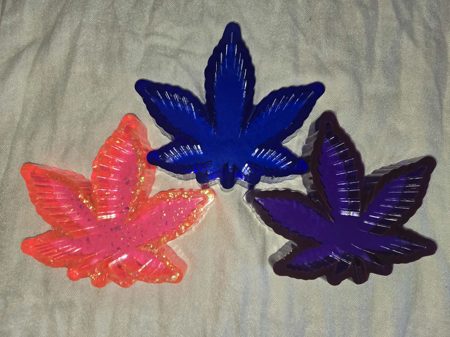 Resin Ashtrays, Weed Ashtrays, trinket dishes, and Keychains - photo 3