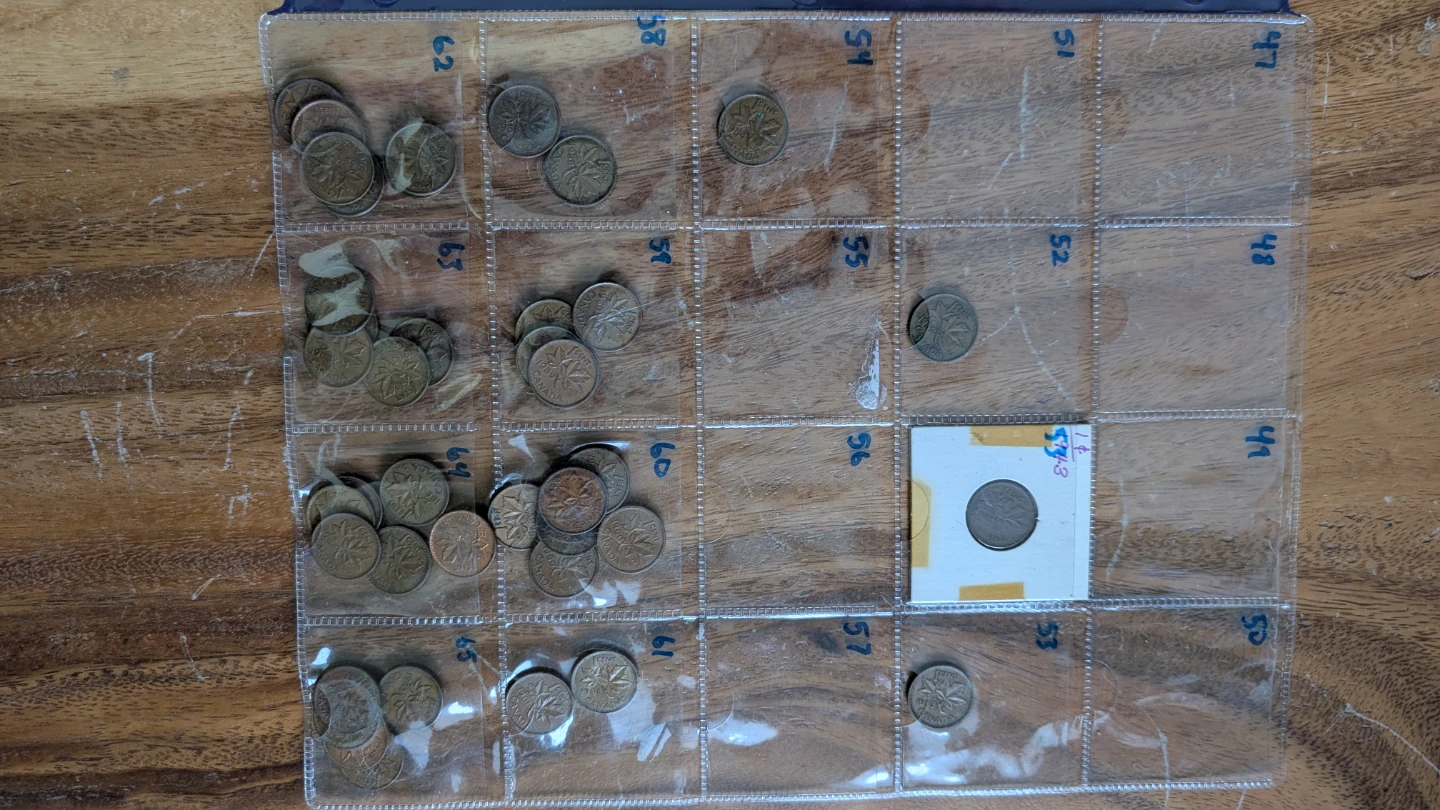 Collectible Canadian Pennies ranging from 1946-2011 - photo 5