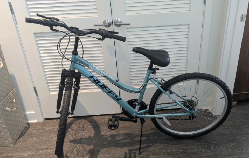 Huffy Rock Creek 24" Girls Mountain Bike - photo 2
