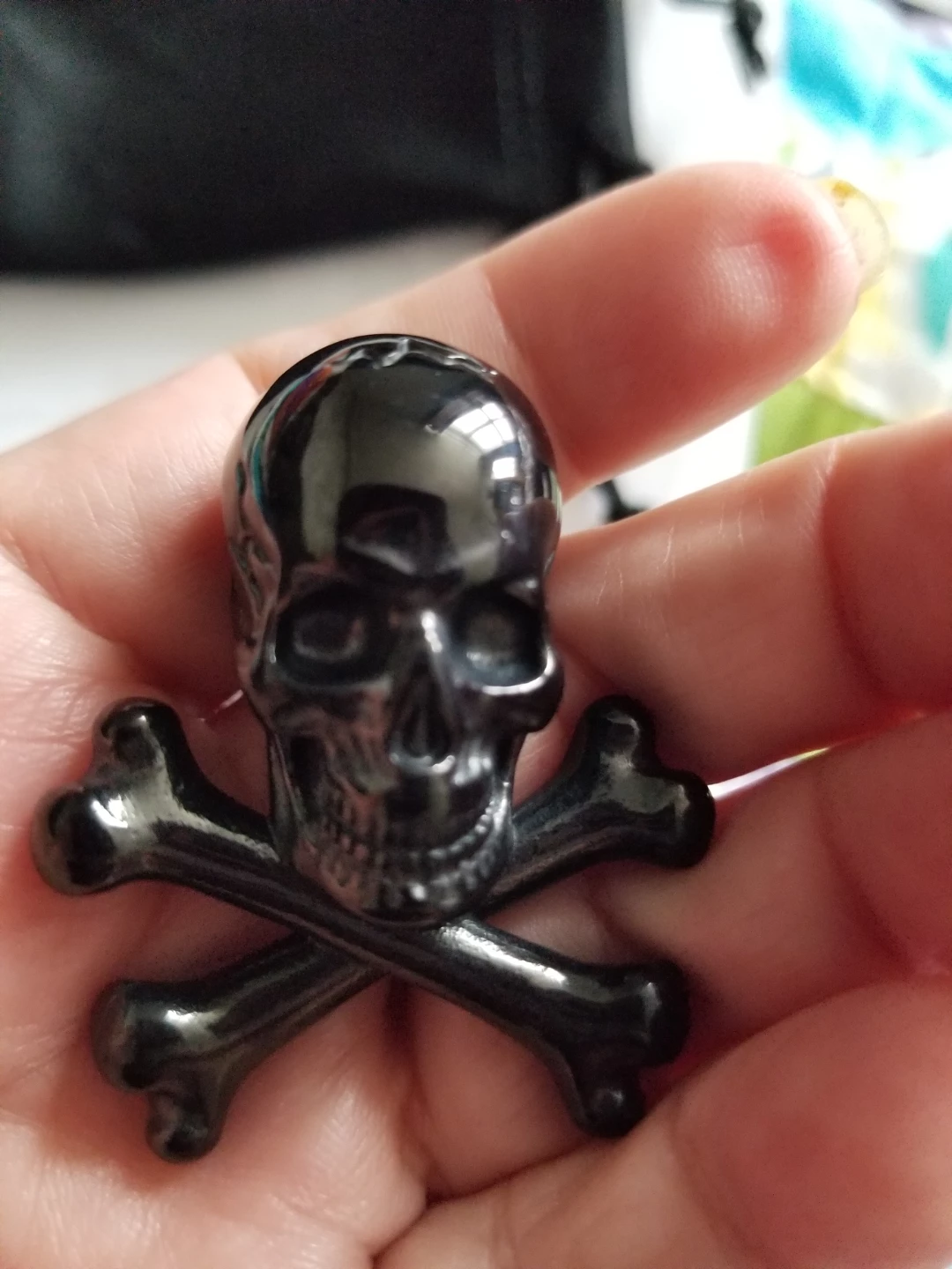 Skull and Crossbones Pendant Necklace with Pouch - photo 2