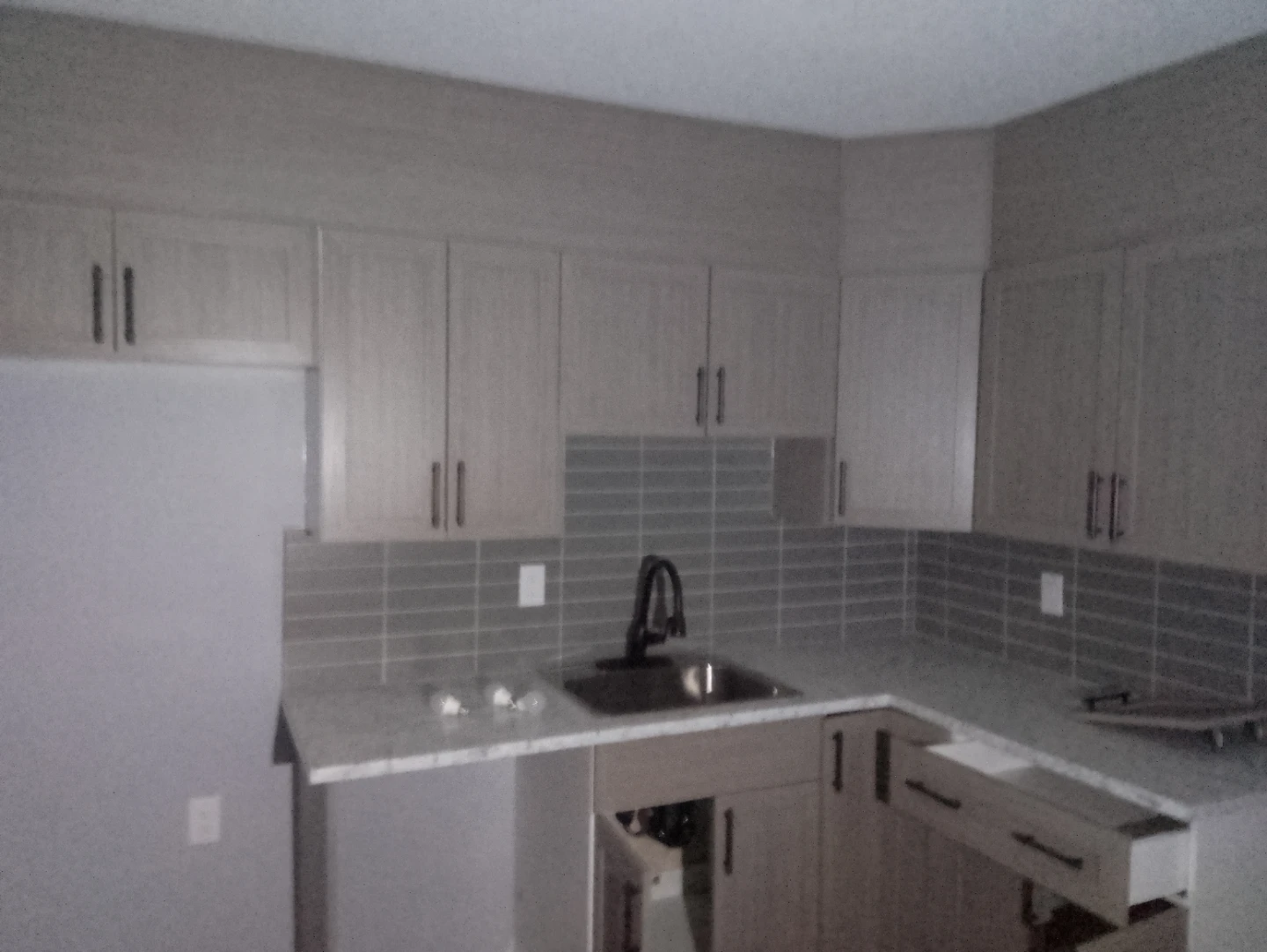 Kitchen Cabinet Set - photo 2