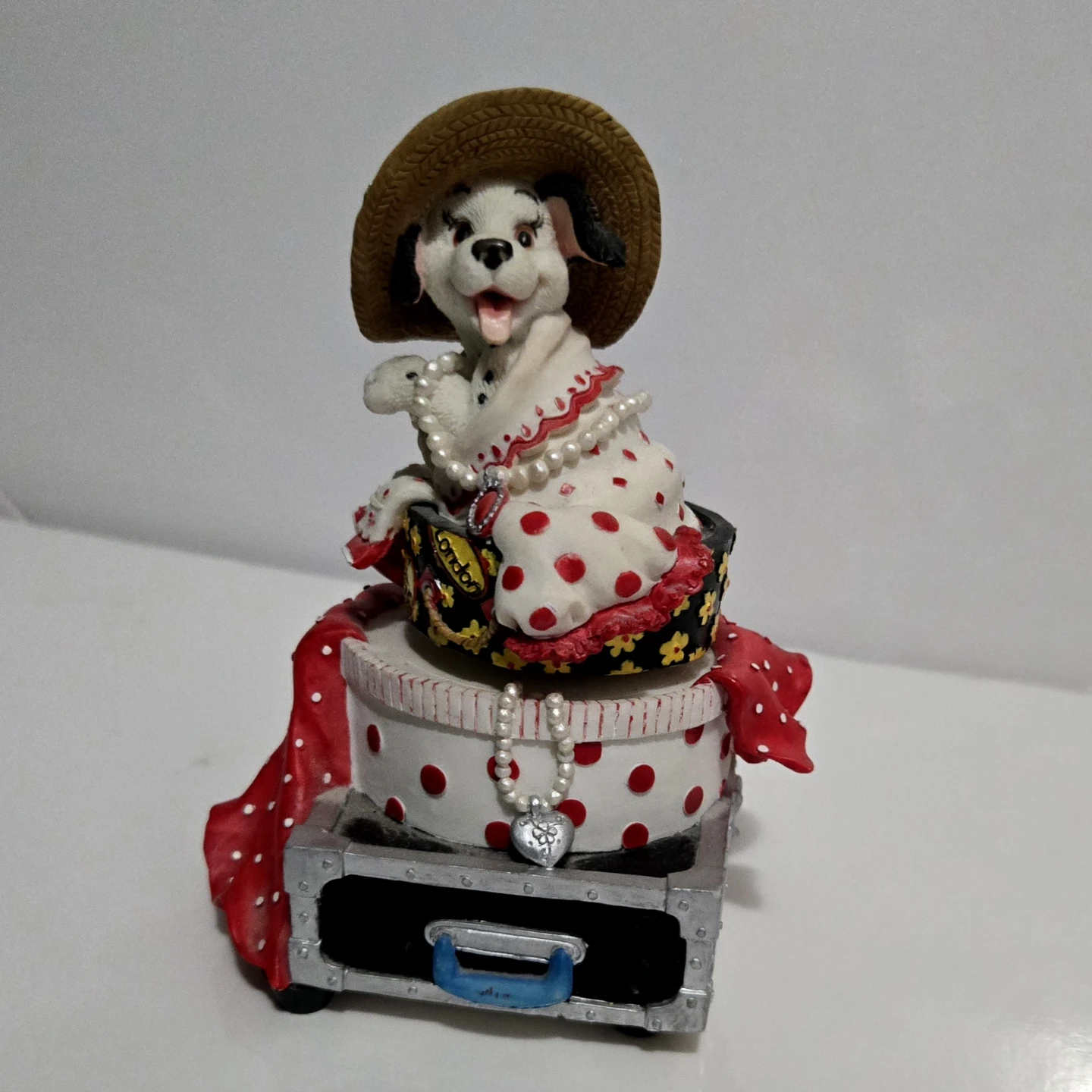 101 Dalmatians Music Box - Plays Puppy  Love ❤️