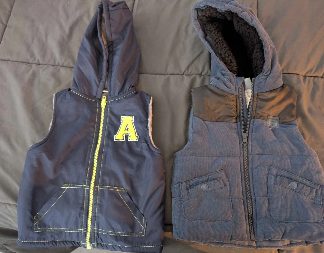 Bundle of 2 Hooded Vests