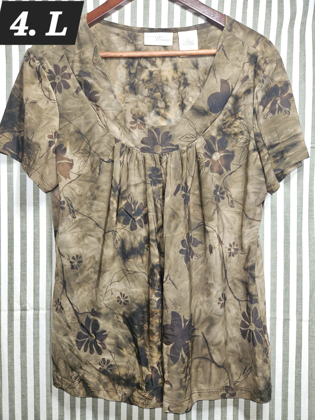 Brown floral print blouse