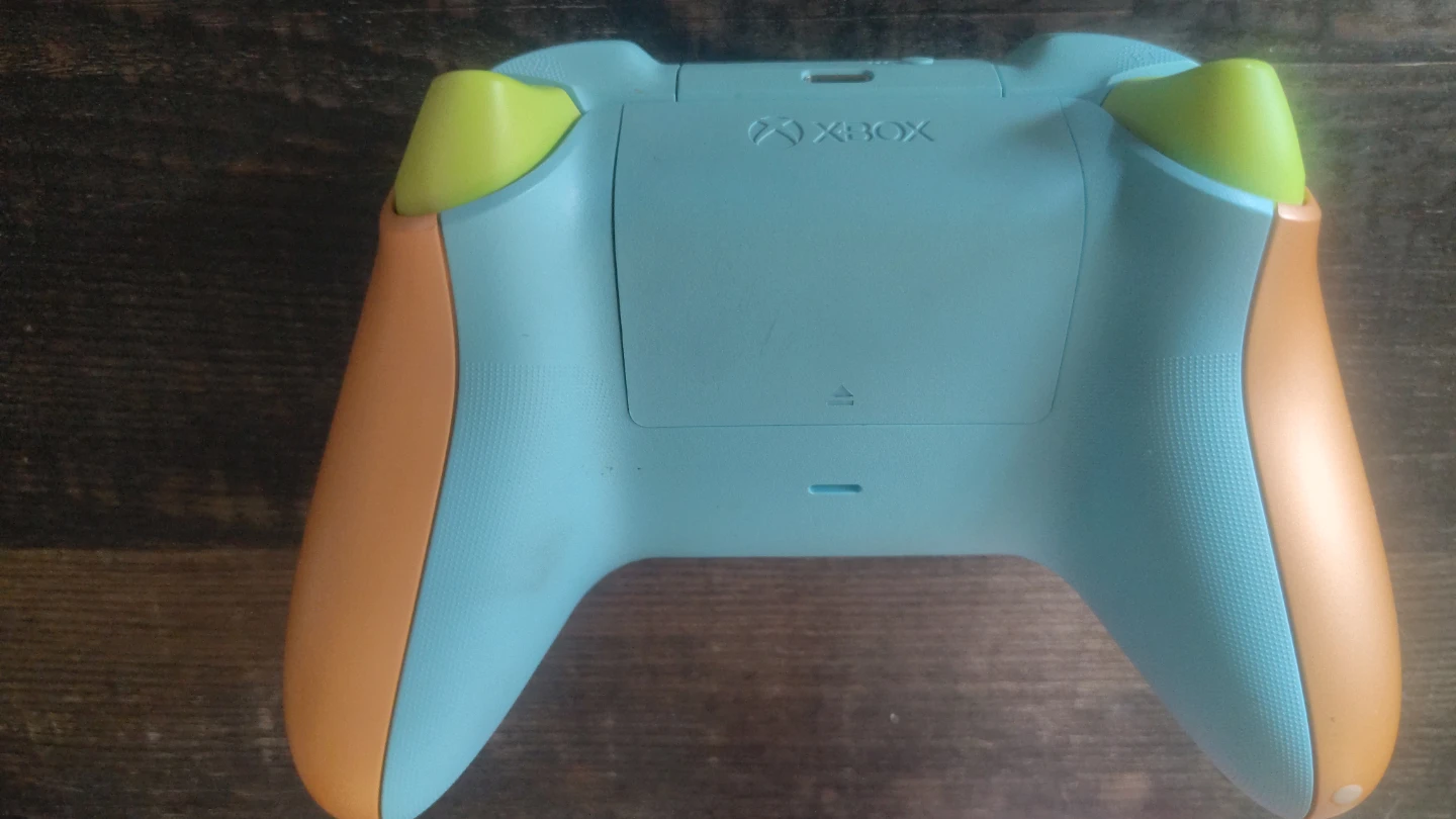 Xbox controller - photo 2