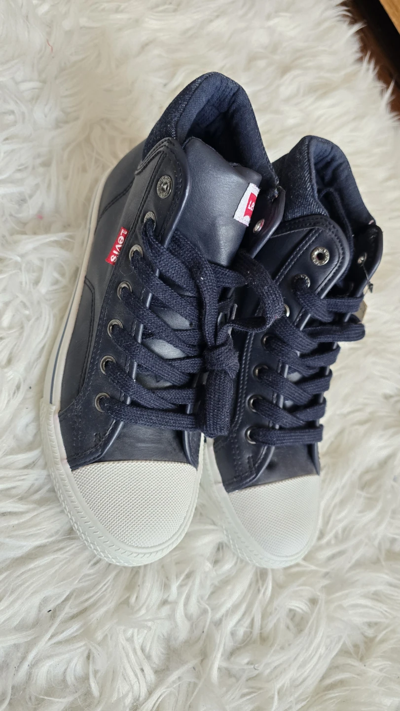 NEW Levi's Navy High-Top Sneakers Size 6 Youth - photo 5