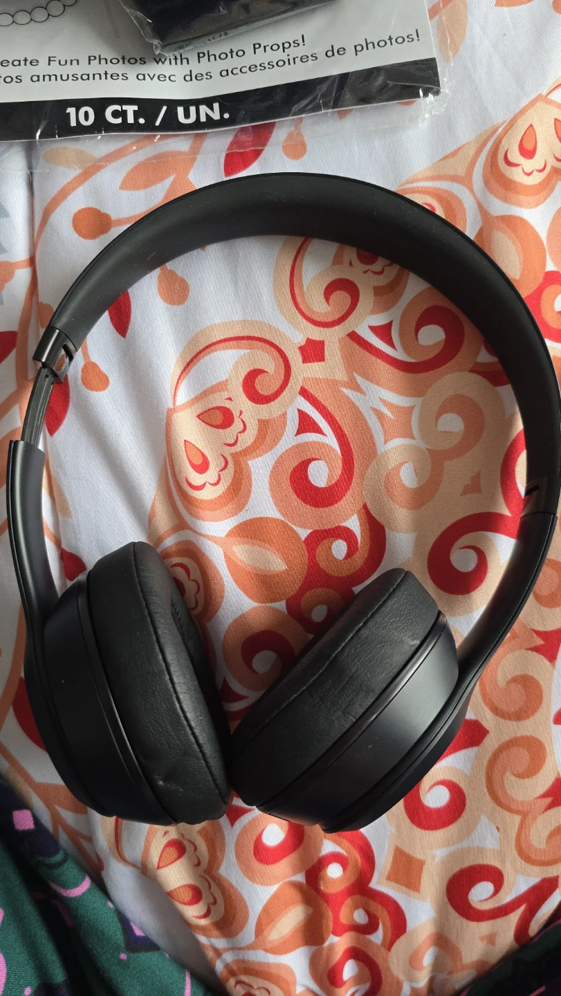Beats Solo 3 Wireless On-Ear Headphones