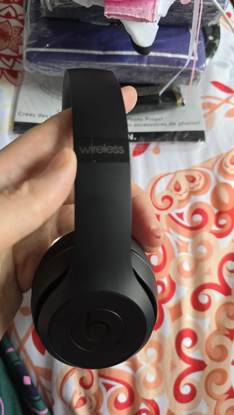 Beats Solo 3 Wireless On-Ear Headphones - photo 2