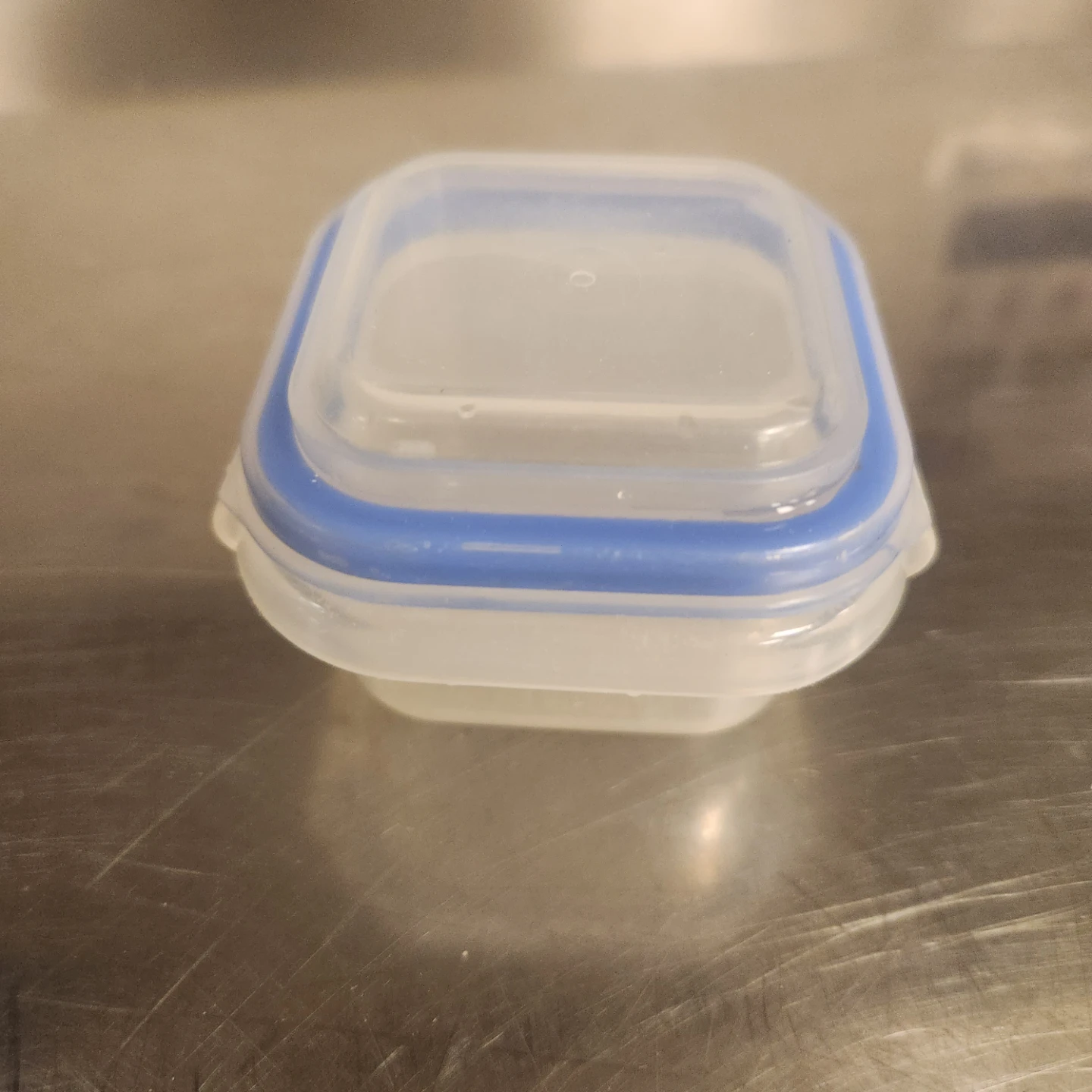 Small Square Food Storage Container with Blue Lid - photo 2