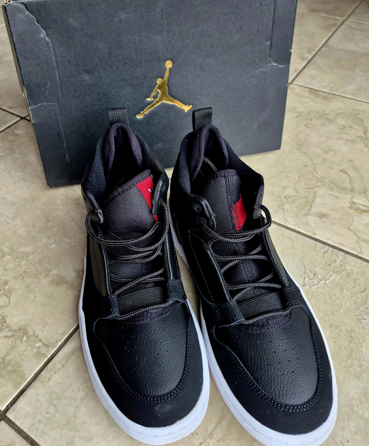 Jordan Fadeaway (GS) Shoes - photo 2