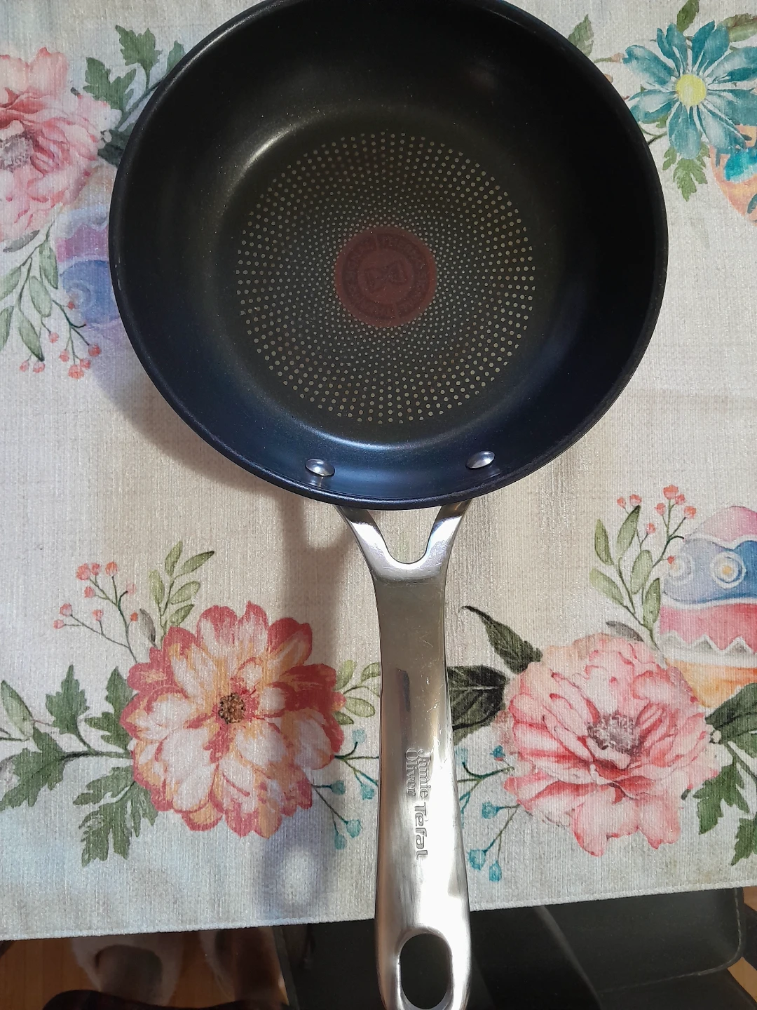 Chef Jamie Oliver's cookware - photo 4