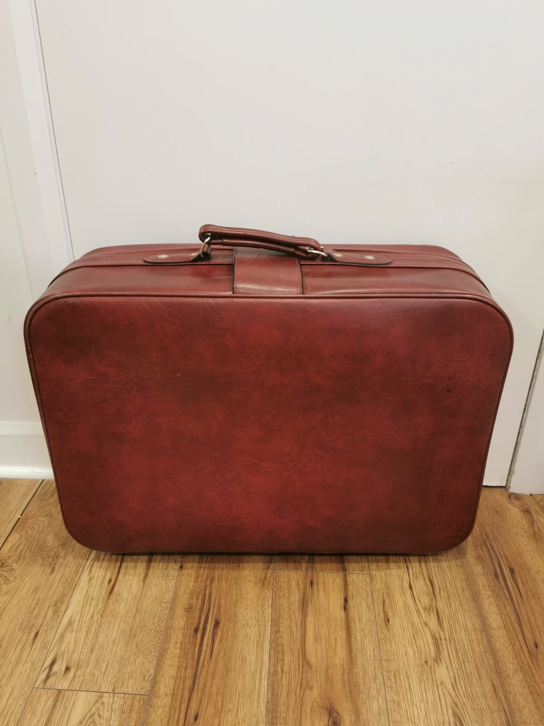 Vintage Leather Suitcase - photo 5