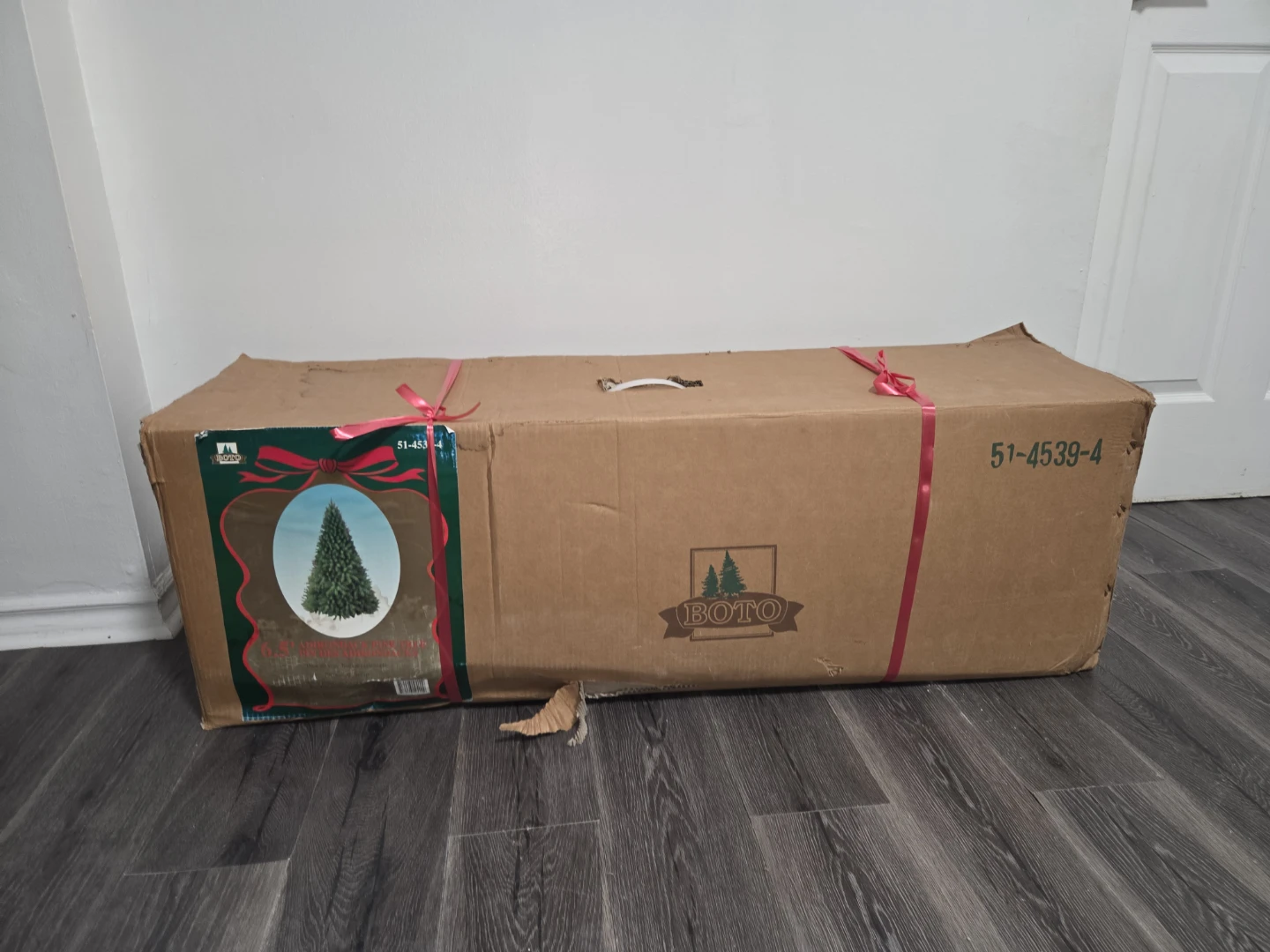 Boto Artificial Christmas Tree