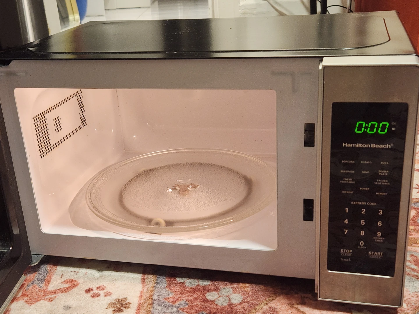 Microwave oven - photo 2