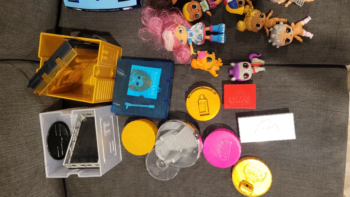 LOL Surprise Dolls, Accessories, and Car Lot - photo 2
