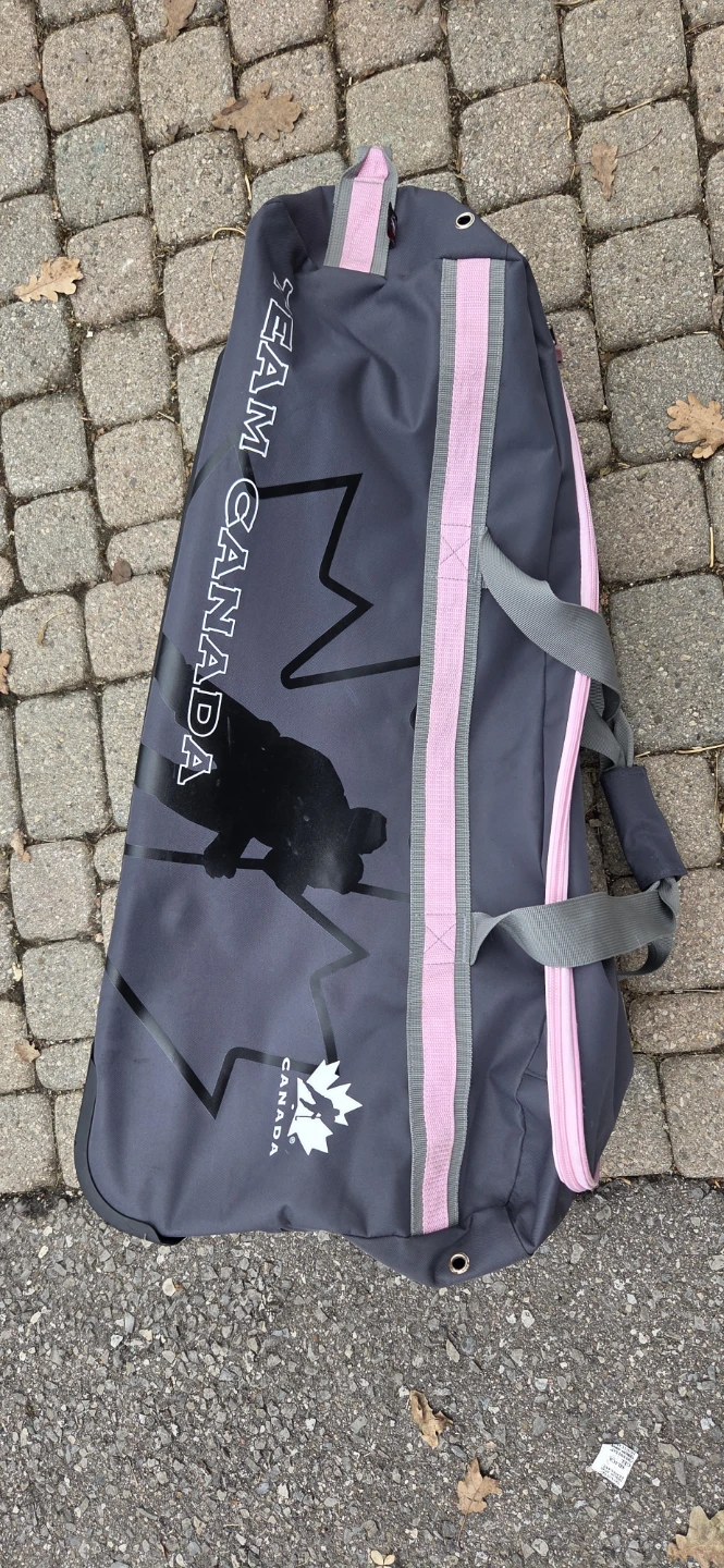 Team Canada Rolling Duffel Bag