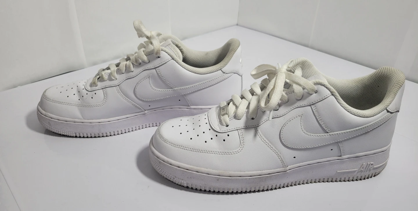 Nike Air Force 1 "AF1" White Leather Sneakers, size 9,5 (64) - photo 3