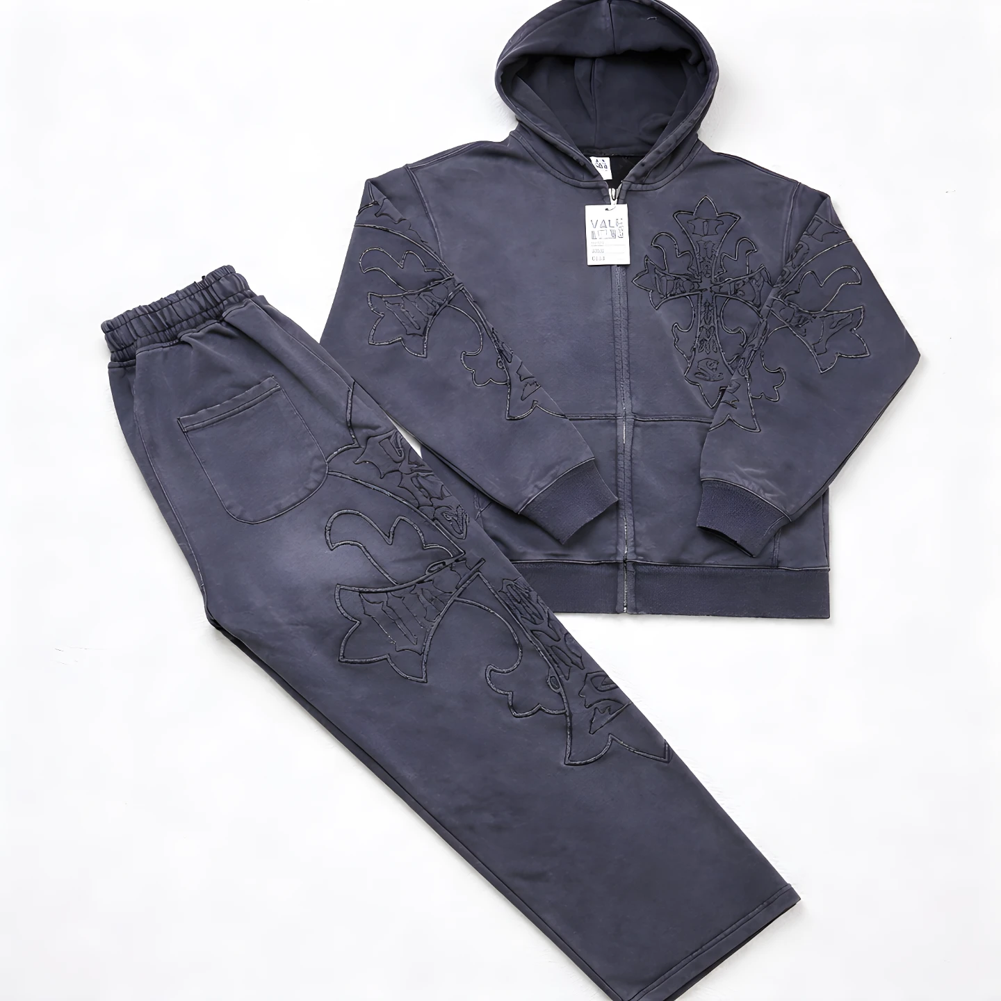 VALE HOODIE AND SWEATPANTS SET
