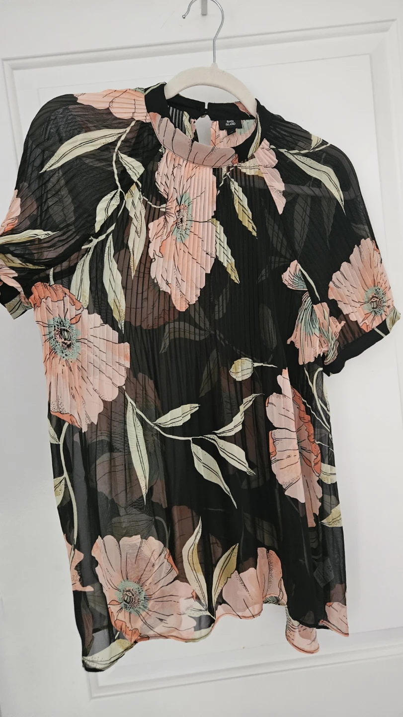 River Island Black Floral Pleated Top Canada Size 6 (UK Size 10) - photo 3