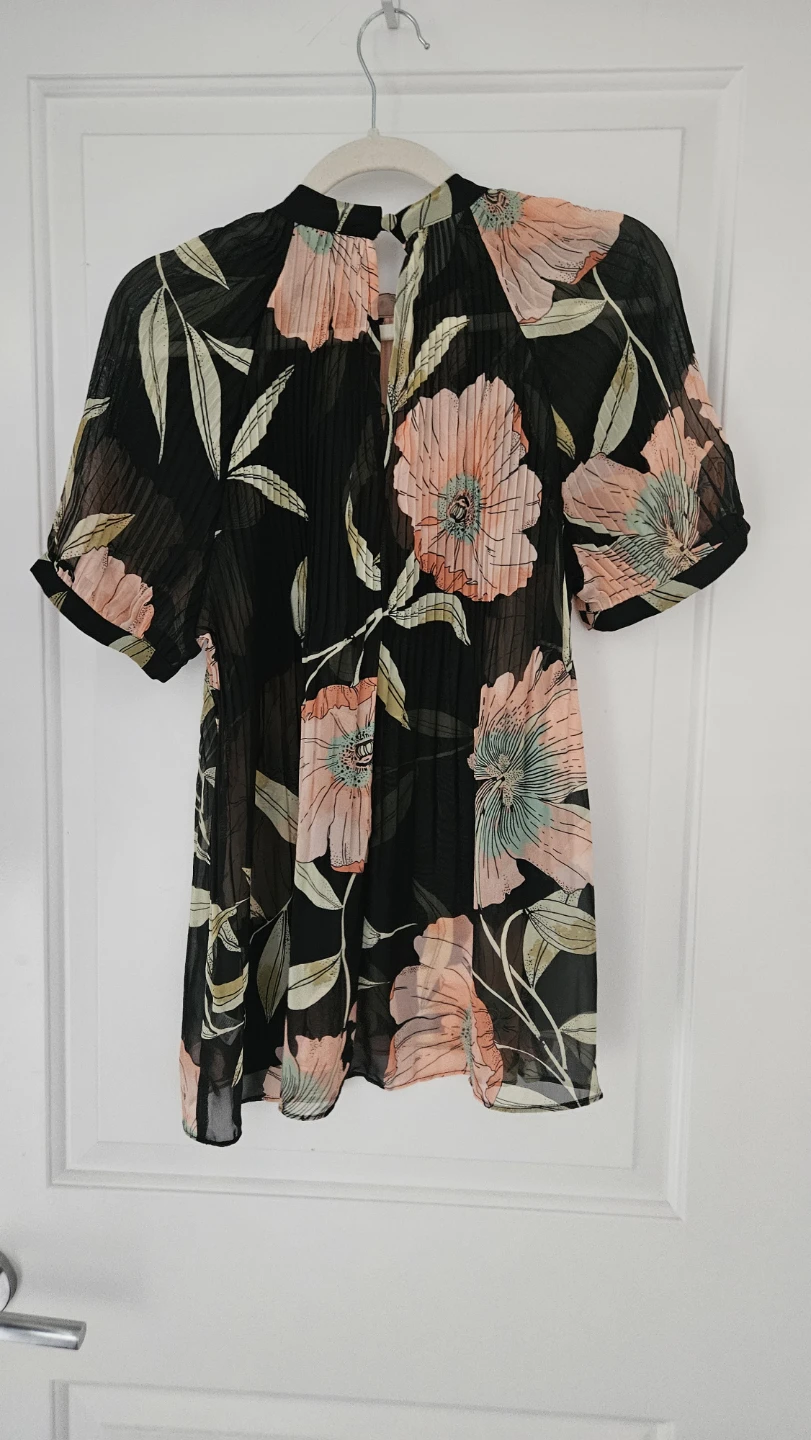 River Island Black Floral Pleated Top Canada Size 6 (UK Size 10) - photo 5