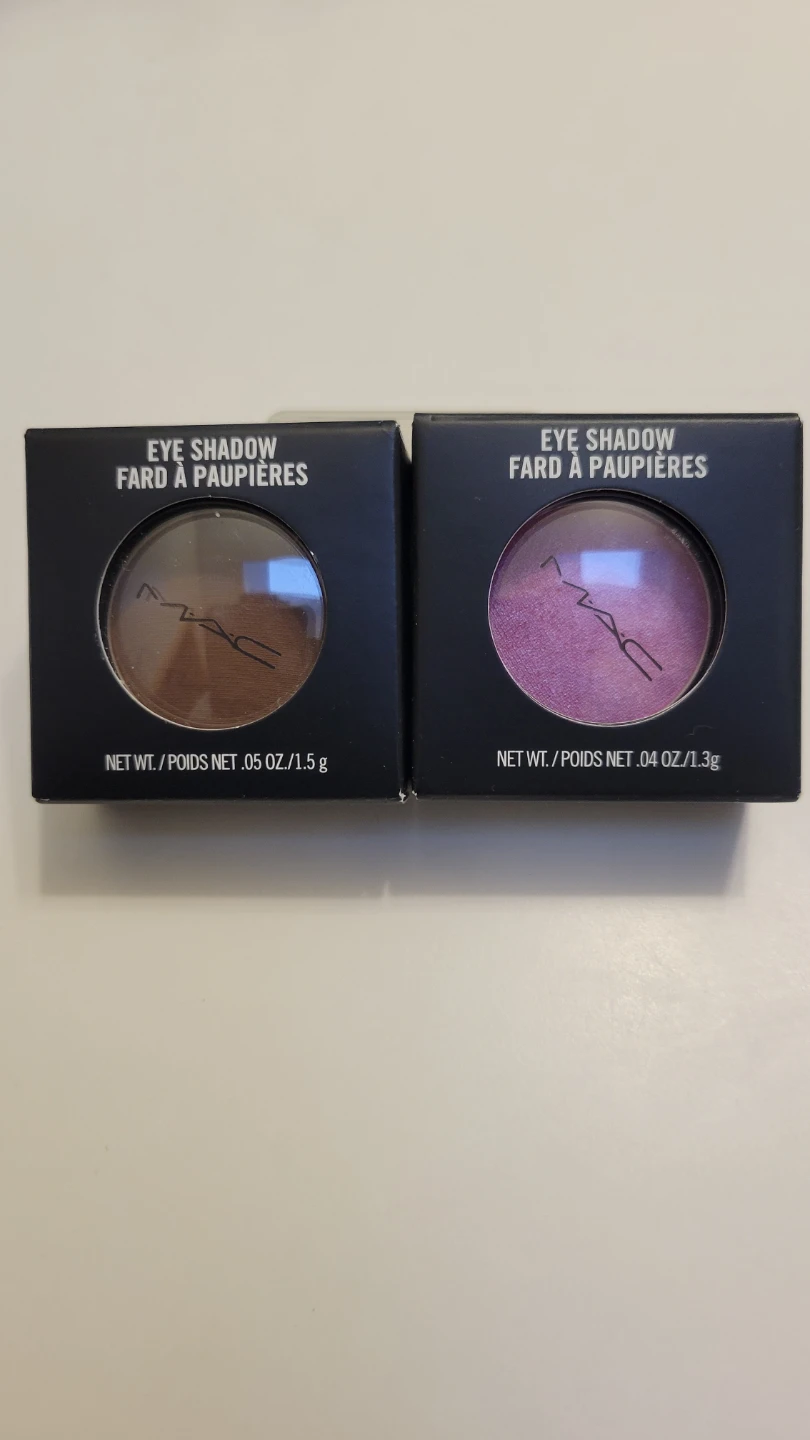 MAC Eyeshadow - Espresso Matte & Stars N Rockets Veluxe Pearl
