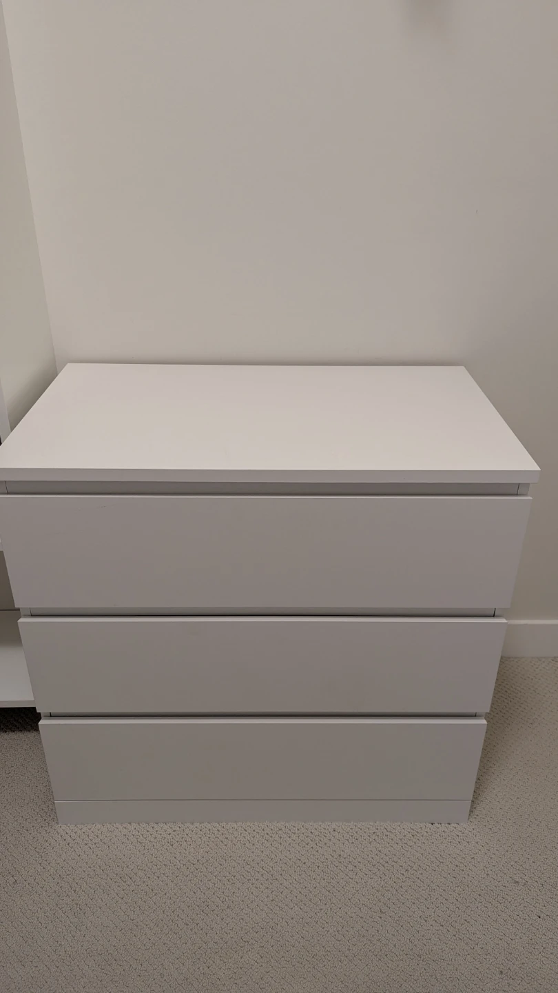3-Drawer Dresser - photo 5